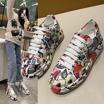 2022Spring Produtos Novos Sapatos femininos Moda SneakersGraffiti Lona
